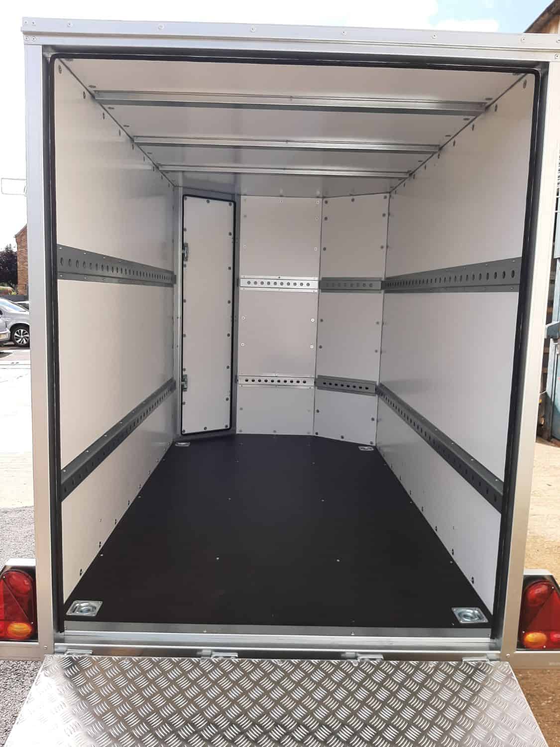 Tickners GT856 Kart Trailer White