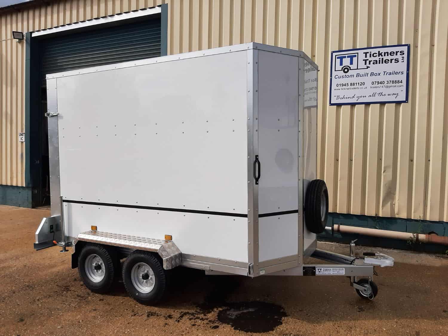 Tickners GT856 Kart Trailer White