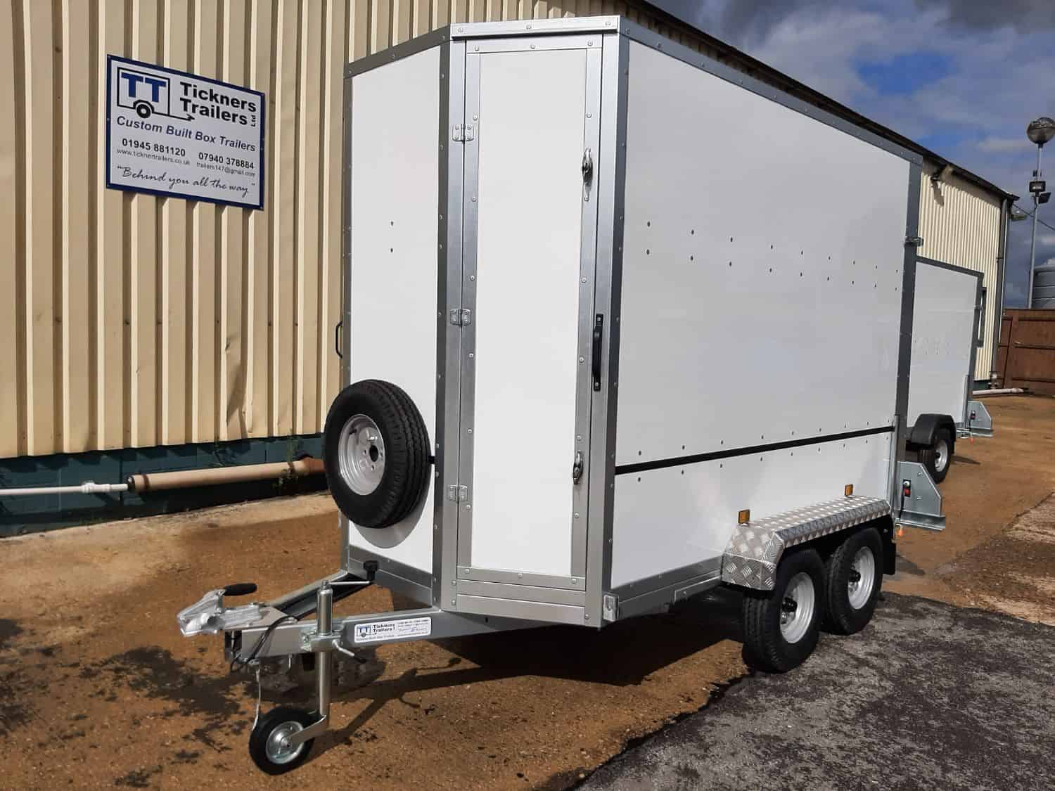 Tickners GT856 Kart Trailer White