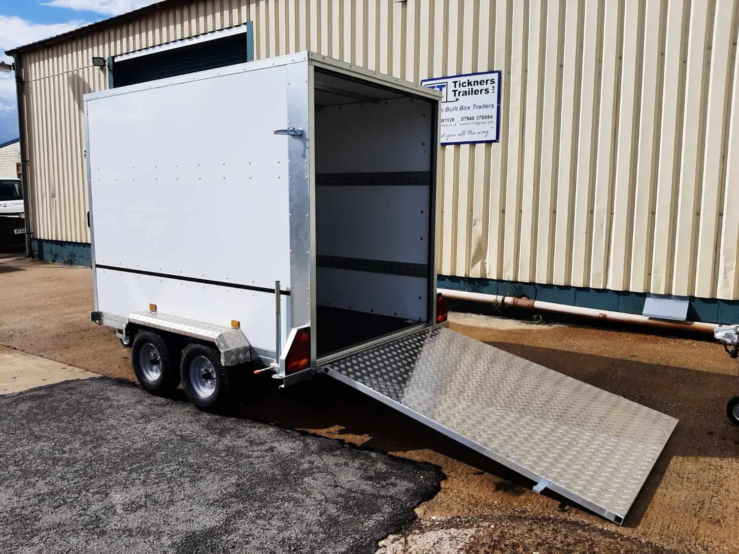 Tickners GT856 Karting Trailer Twin Axle Unbraked - New in White - Image 5