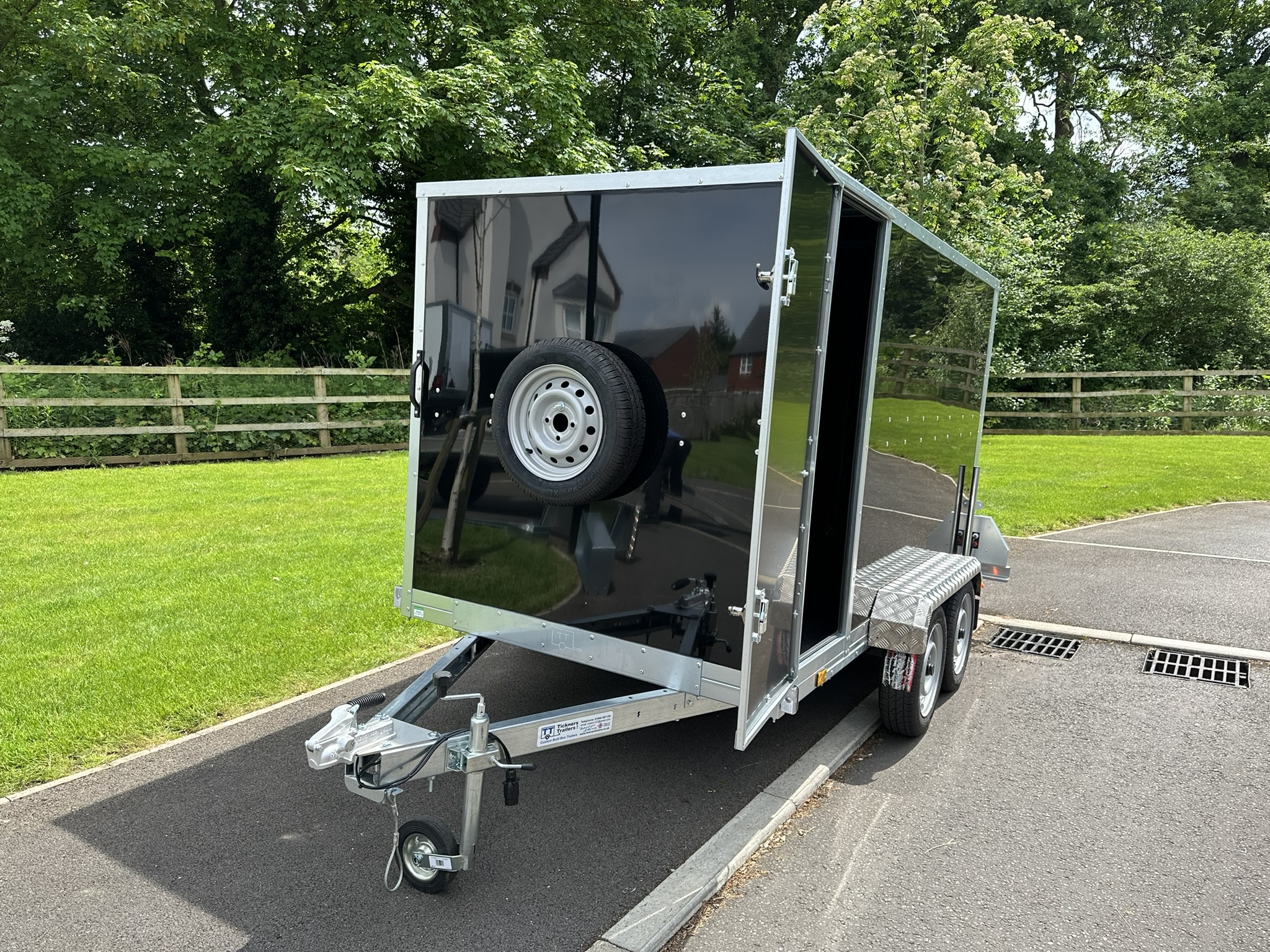 GT955 Trailer with side door (5)
